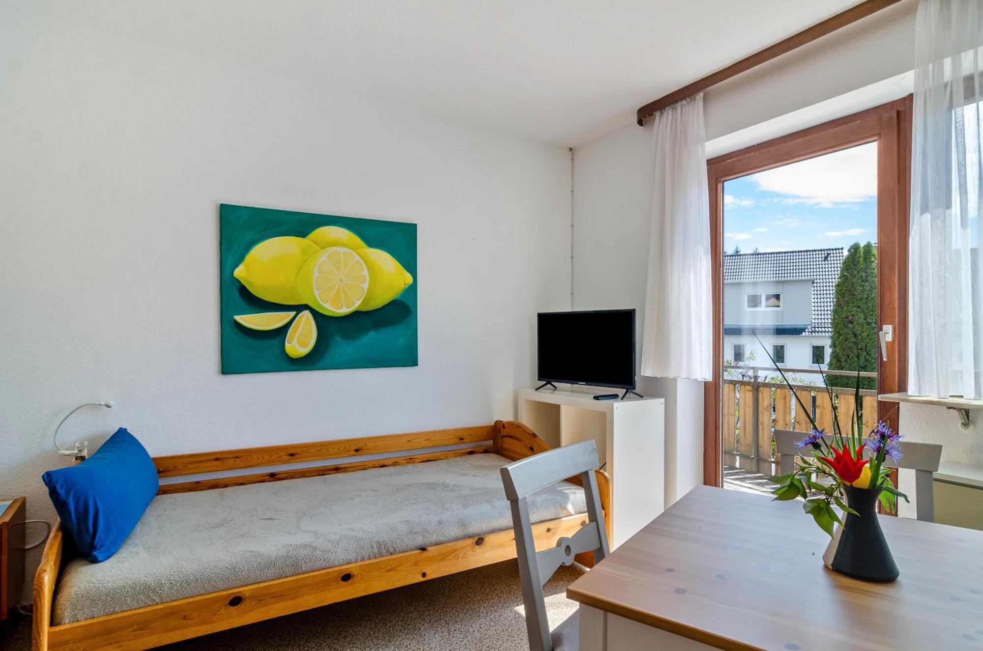 Vronis Ferienwohnungen Muhlingen Luaran gambar